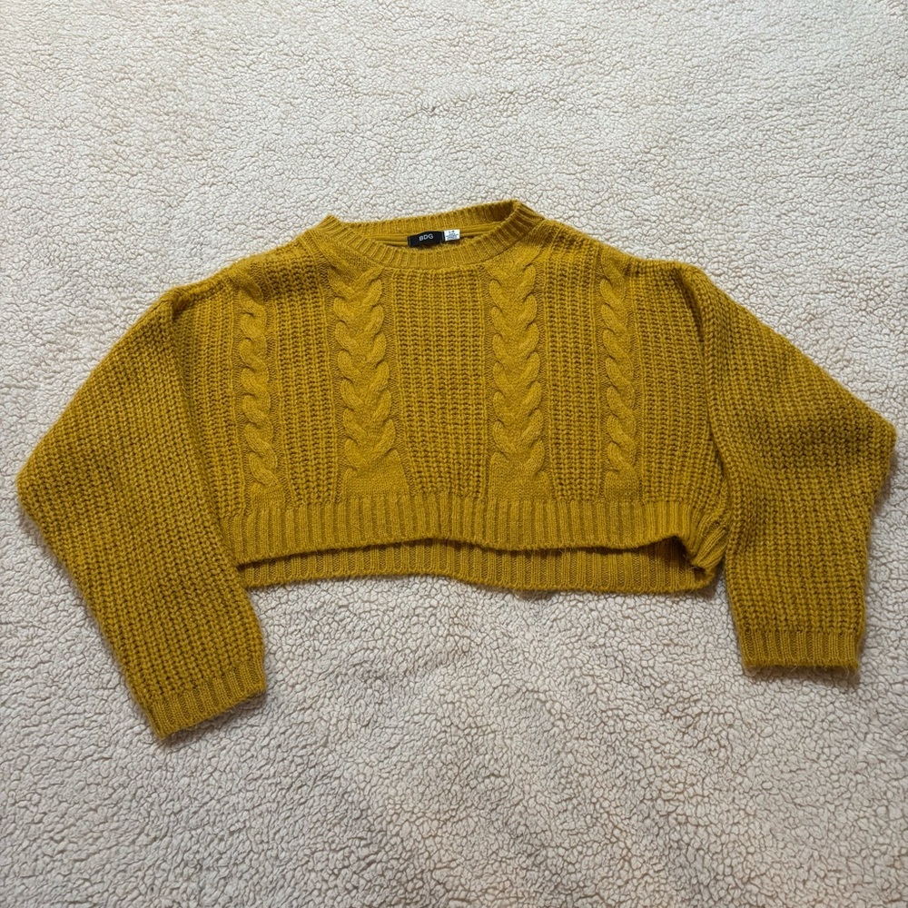 BDG Cropped Cable Knit Sweater - Mustard